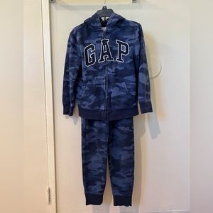 Boys Gap Joggers sweatpants and Zip Hoodie